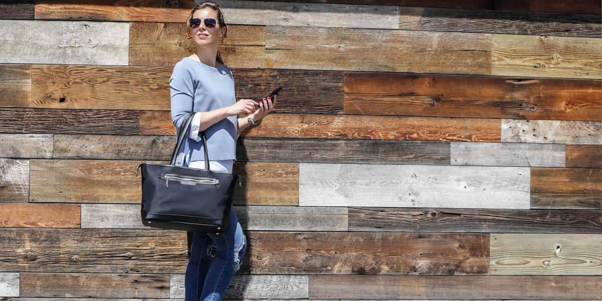 Laptop Computer Bags for Professional Women | Targus